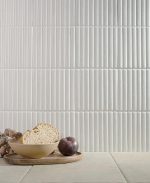 Kit Kat - White - Image 3